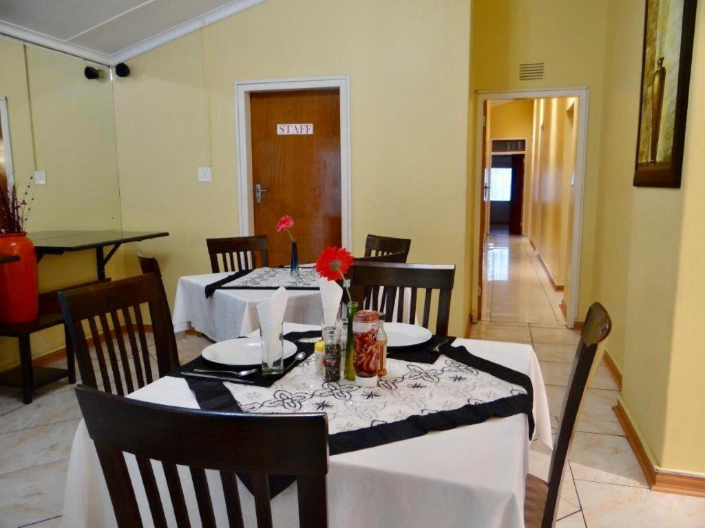 Lilliz Guest House Mthatha Exterior photo